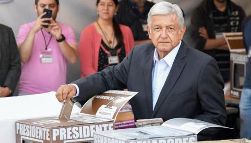 López Obrador fue el primero de los candidatos que acudió a votar
